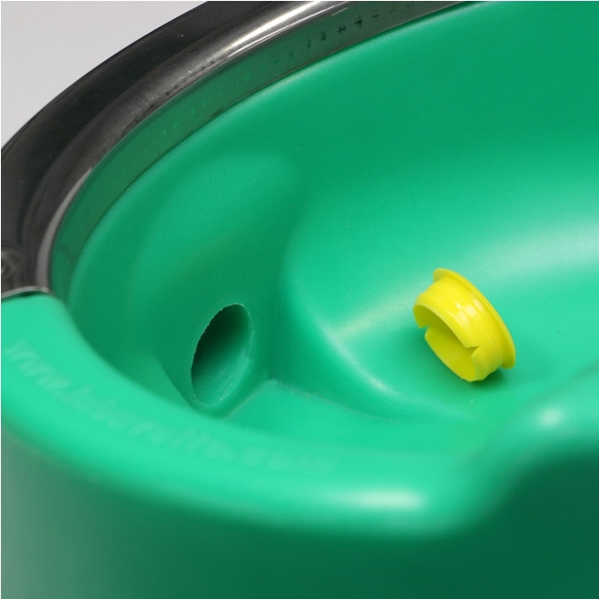 La Buvette Heizbare Tränke Stalcho 50W - 24V Tränkebecken mit Druckzunge